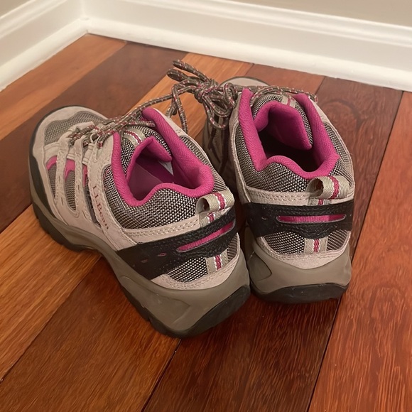 LL Bean Shoes - Picture 2 of 4